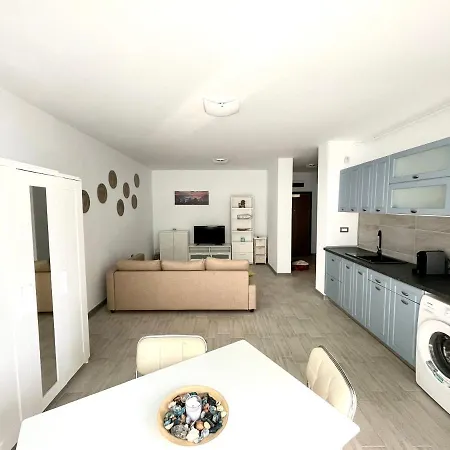 Novsee Luxury Mamaia Nord * Нэводари