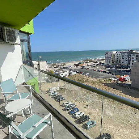 Novsee Luxury Mamaia Nord Апартаменты Нэводари