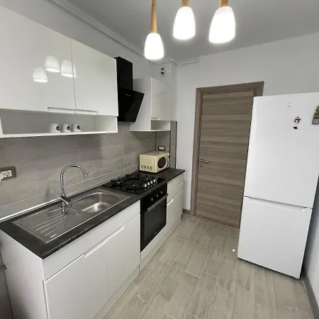 Novsee Luxury Mamaia Nord Апартаменты Нэводари
